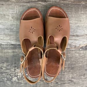 Adelisa and Co. Women’s Sandals